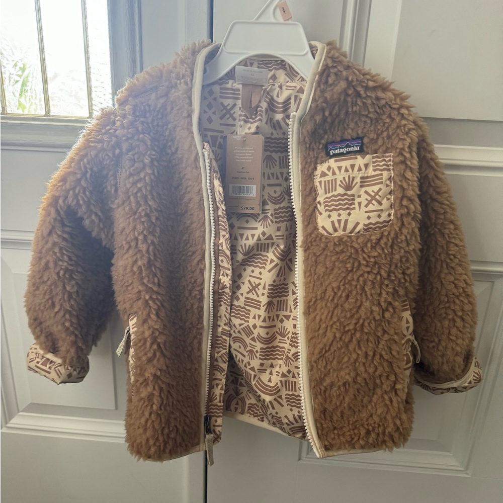 Patagonia 4T coat.
